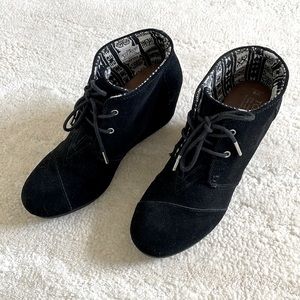 Toms Black suede wedges.